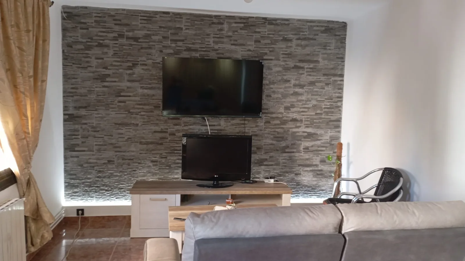 Revestimiento de pared en salón